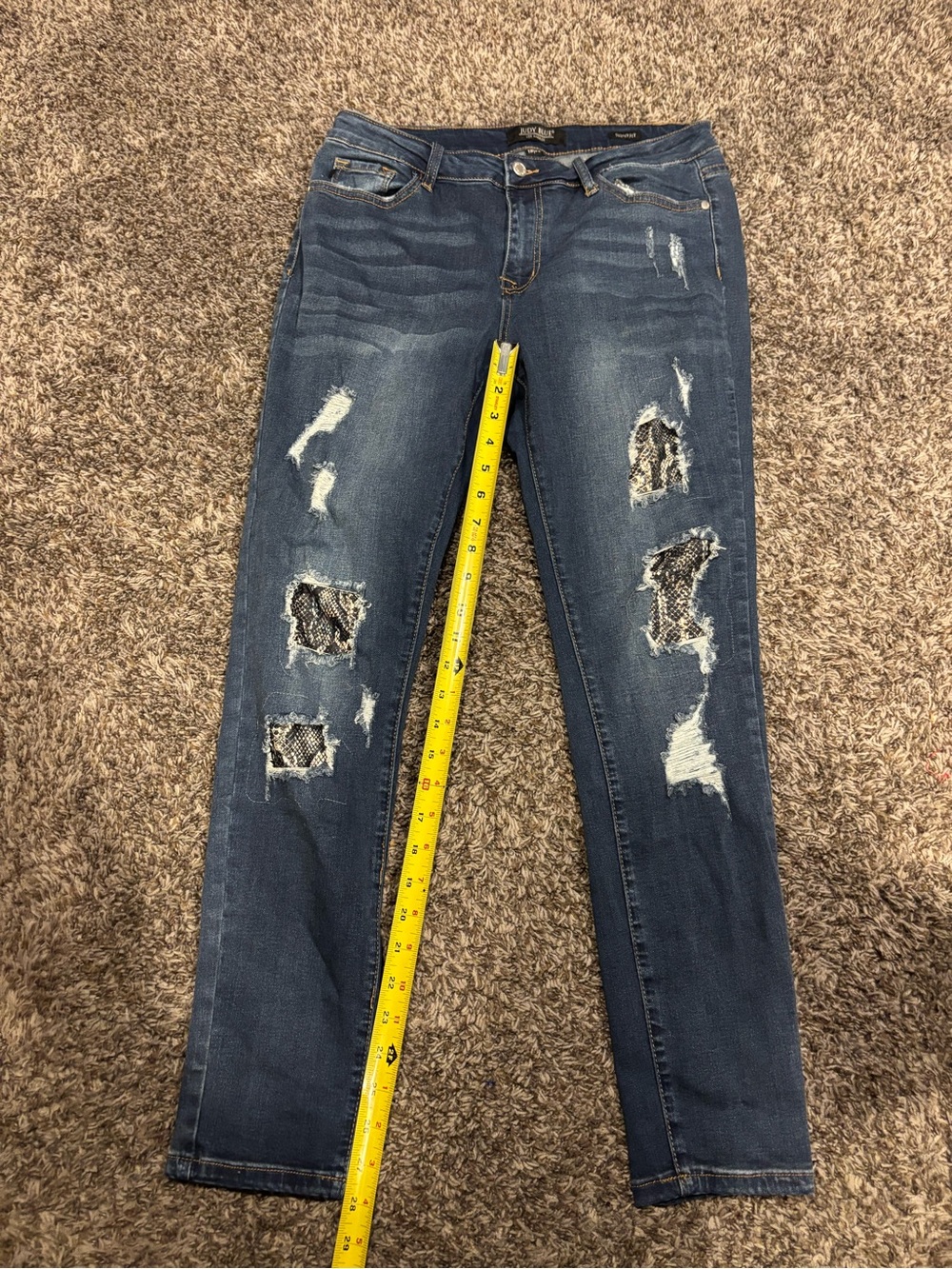 Women's Judy Blue Distressed Skinny Fit Denim Jeans - Picture 3 of 8